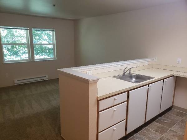 $1,664 / 1br - 595ft2 - Riverside Landing Senior Apartments - *ASK ABOUT OUR MOVE IN SPECIALS* (10130 W Riverside Dr, Bothell, WA)63688567320193121