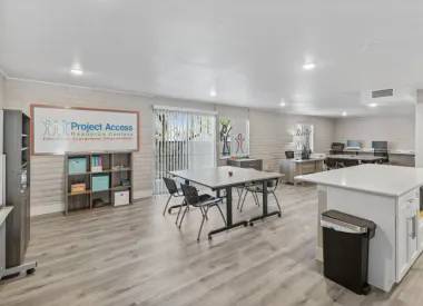 $1,594 / 3br - 1133ft2 - Embrace the Full Life ! One Free Month 3x2 $159463674775417859120