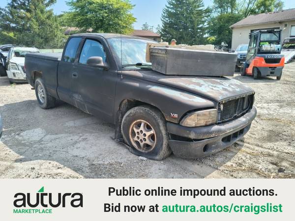 1999 DODGE DAKOTA - Online Auction 1