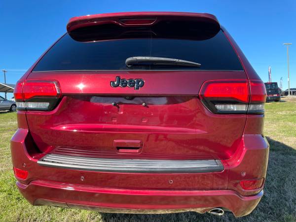 2017 Jeep Grand Cherokee - $15,000 (Austin)63439815706243124