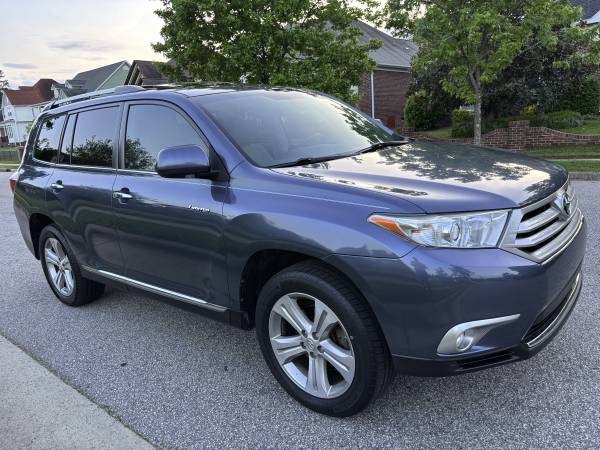 2012 Toyota Highlander Limited AWD, título limpio, asientos de tercera fila, OFERTA - $12,800 (Charlotte NC)63613472926979123