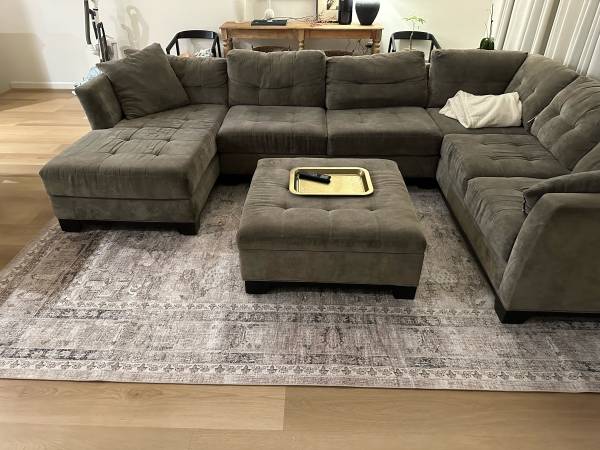 FREE Large Sectional Sofa + Ottoman – Must Pick Up 1