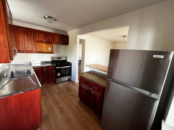 $1,421 / 1br - 1BR ___ @ Santa Cruz @___ (santa cruz)64055523413378124