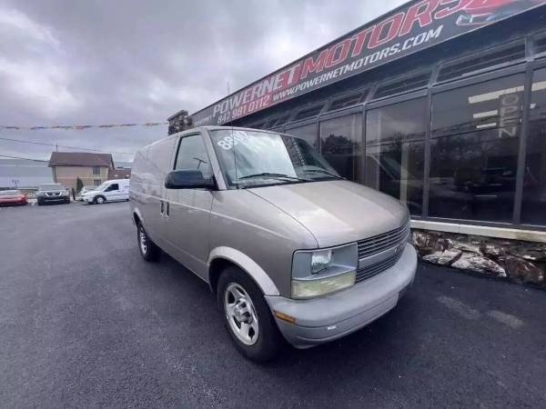 2005 Chevrolet Astro Cargo - ¡Financiamiento disponible! - $8,80063618770157313121
