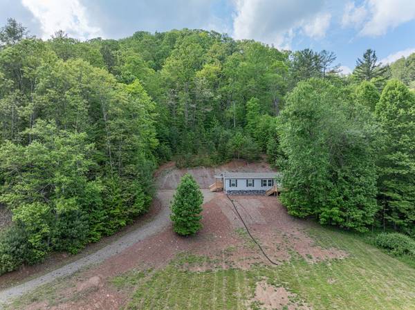 $299,000 / 3br - 1464ft2 - Awesome Country Home with 5 acres - 1000 Mining Town Rd, Mountain City (Mountain City)63852176394371122
