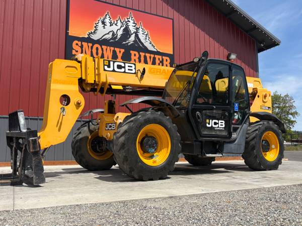 JCB 509-42S Closed Cab Telehandler 1