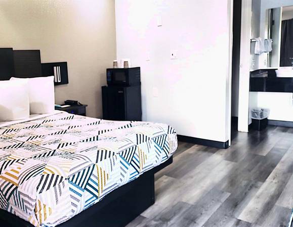 $500 / 1br - NEW SPECIAL: DISCOUNTED WEEKLY FLAT RATE > Kids are FREE! (Seattle South)63944822887298122