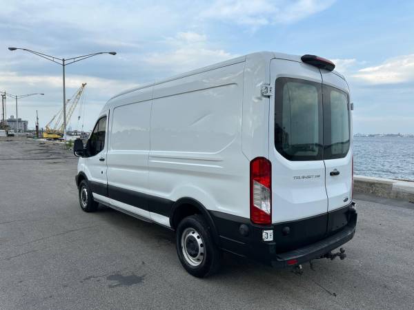 2019 FORD TRANSIT 250 MEDIUM ROOF - $18,500 (Staten Island NY)63654713135105121