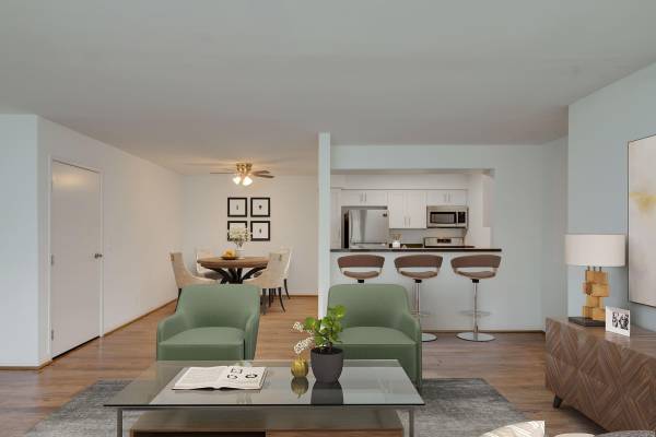 $2,699 / 2br - 971ft2 - Spacious Kitchens, Beautiful Landscaping, Pantry (Santa Clarita)63701148737923121