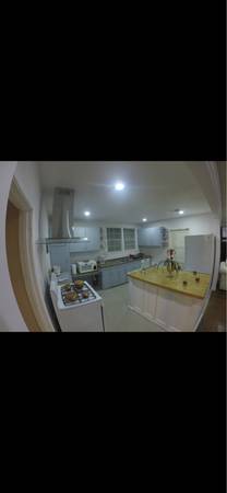 $1200.00 / 5br - Habitación amplia y acogedora en alquiler – Barrio seguro y tranquilo63857624526209122