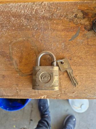 PAD LOCKS 1