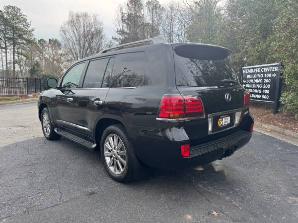 2011 Lexus LX570 - $26,995 (Alpharetta)63620404546945122