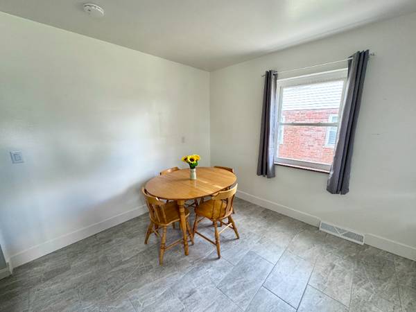 $1990.00 / 4br - 1500ft2 - Freshly Renovated 4 Bed Home in Reading, OH63974188344067124