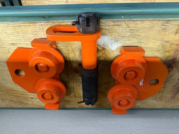 Trolley Push Type    2 ton capacity load 1