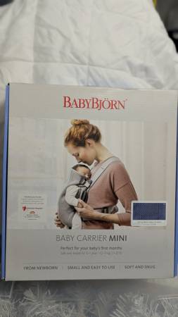 Babybjorn Baby Carrier Mini 1