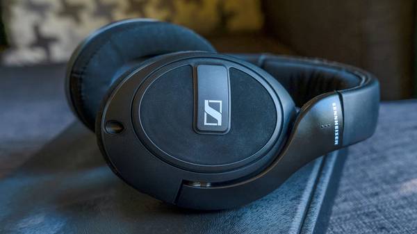 Sennheiser HD-569 headphones 1