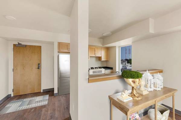 $1,100 / 322ft2 - The essence of graceful living: Our Studio 322 Sq Ft is the answer. (Seattle)63799881113985122