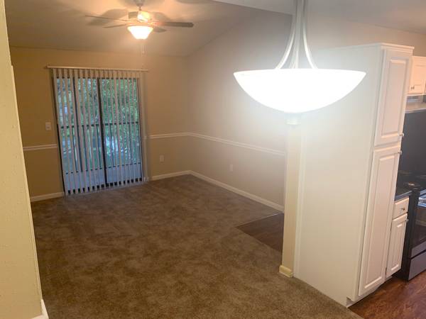 $1,339 / 1br - 669ft2 - 1BD 1BA, Pond Views, Screened-In Patio/Balcony63976136047234121