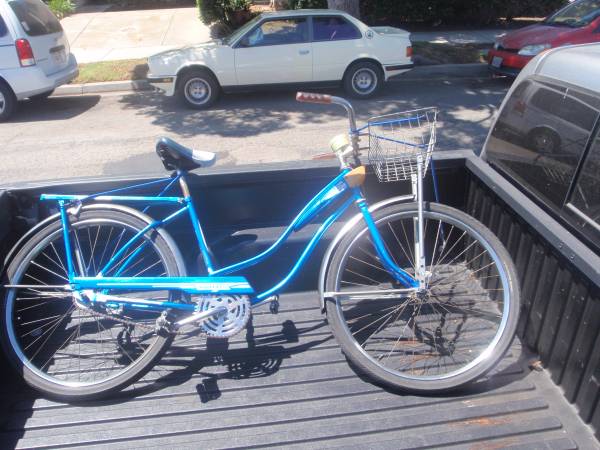 Rollfast Vintage Bicicleta Azul para Mujer, ¡Te Encantará Esta Bicicleta! - $450 (Oceanside, CA.)63471142780801121