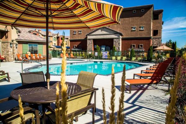 $1,555 / 1br - 892ft2 - ¡Un hogar para TI en The View!63682273179523122