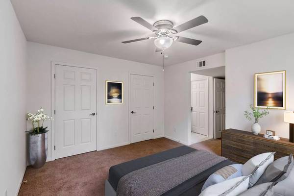 $1,353 / 3br - 1031ft2 - Elevate your everyday: Discover our 3 BR, 2 BA. (Houston)63924169100674120