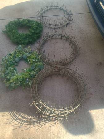 25 Craft wreath frames 1