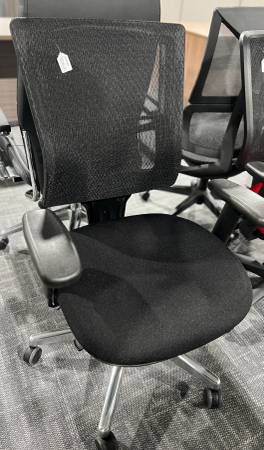 Mesh Back Chair with Adjustable Armrests 1
