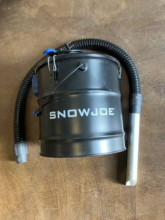 SNOWJOE fireplace ash vacuum 1
