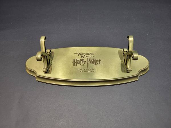 Gold Metal Wand Stand Wizarding World Harry Potter Universal Studios 1