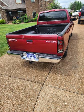 *** TOYOTA TACOMA TRUCK *** - $7,900 (Gladeville)63621627117825123