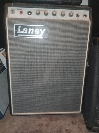 Laney sound LC16 guitar amp with tremolo 1