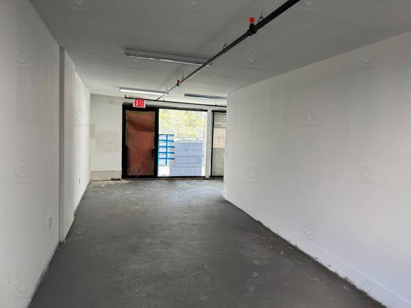 $5,000 / 2000ft2 - En alquiler | Instalación comunitaria recién renovada con fachada de vidrio (Brooklyn)63854290570753122