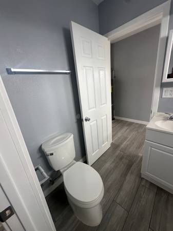$1,845 / 1br - Very nice 1 bedroom 1 bath unit in Gardena (Gardena)63829304540161122