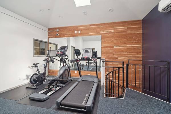 $1,575 / 500ft2 - 🔥 6 Weeks Free Rent + 3 Months Free Parking – Live at Arrive First63934289003522121