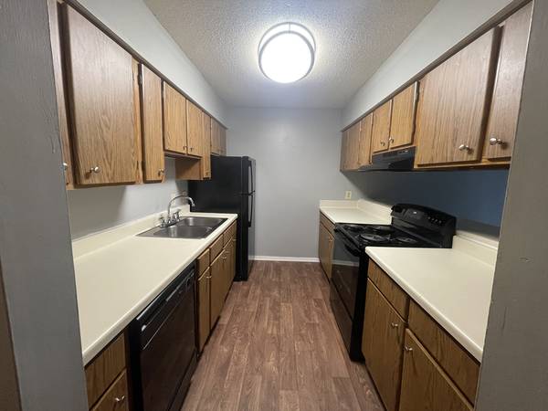 $1,165 / 2br - 1135ft2 - FALL IN LOVE WITH THE ARBORS (Chattanooga)63993079770243123