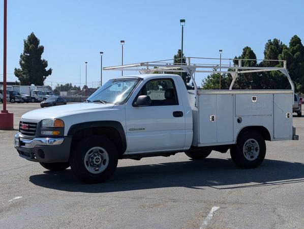 2003 GMC Sierra 2500HD - Photo 4