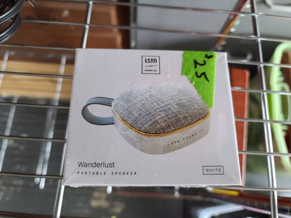 LSTN White Wanderlust Bluetooth Portable Speaker 4.5” x 3.75” x 1.75” 1
