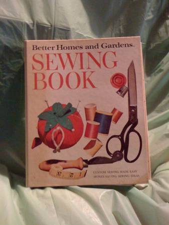 Reduced! 1970 Better Homes and Gardens Sewing Book 1