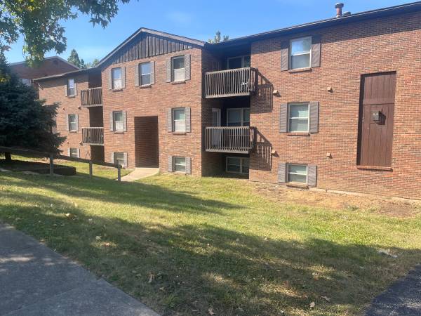 $850 / 2br - SPACIOUS APARTMENT - GORDON SMITH (HAMILTON, OH)63974469067010120