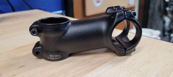 Giant 80mm stem 1