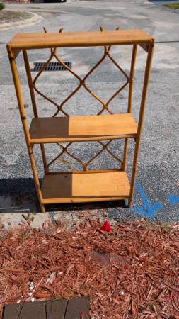 Wicker shelving 1