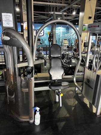 Matrix Chest Machine 1