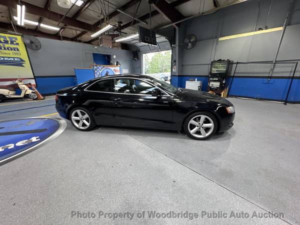 2009 *Audi* *A5* *Cupé de 2 puertas, transmisión manual* Negro - $3.450 (Subasta de autos públicos de Woodbridge)63487224753537123