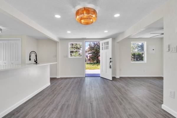 $179,000 / 2br - 780ft2 - Cabaña de 2 dormitorios lujosa y asequible (Ciudad de Panamá)64218931279747121