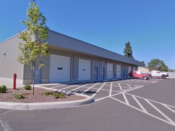 760 Sqft Warehouse in Springfield, Oregon (3975-103) 1