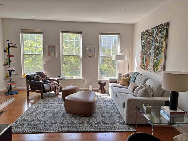 Custom Biltwell Pisa Sofa – 99” – Performance Fabric – Like New 1