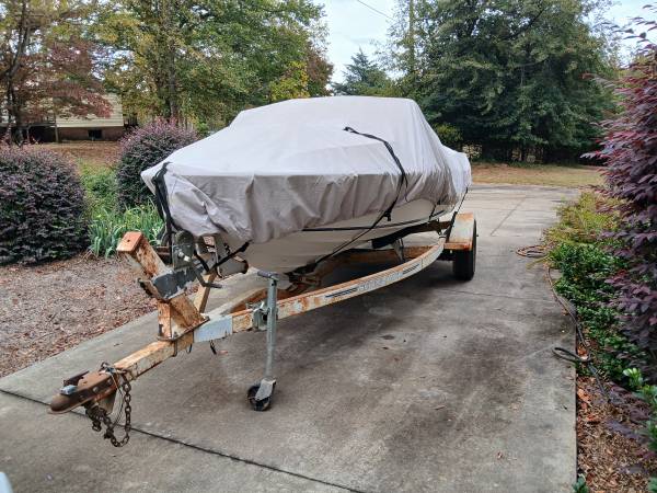 Boat, motor, with trailer 1