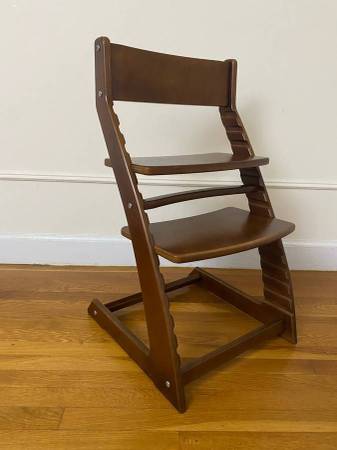 Heartwood Adjustable High Chair for Babies, Toddlers, Teens, Adults 1