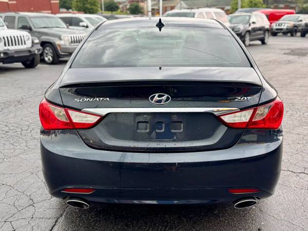 Hyundai Sonata - CRÉDITO MALO, BANCARROTA, REP. SSI, JUBILADO APROBADO - $7995.0063621361746689123
