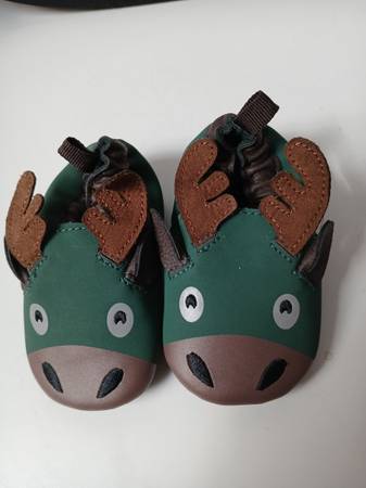 Baby shoes 1